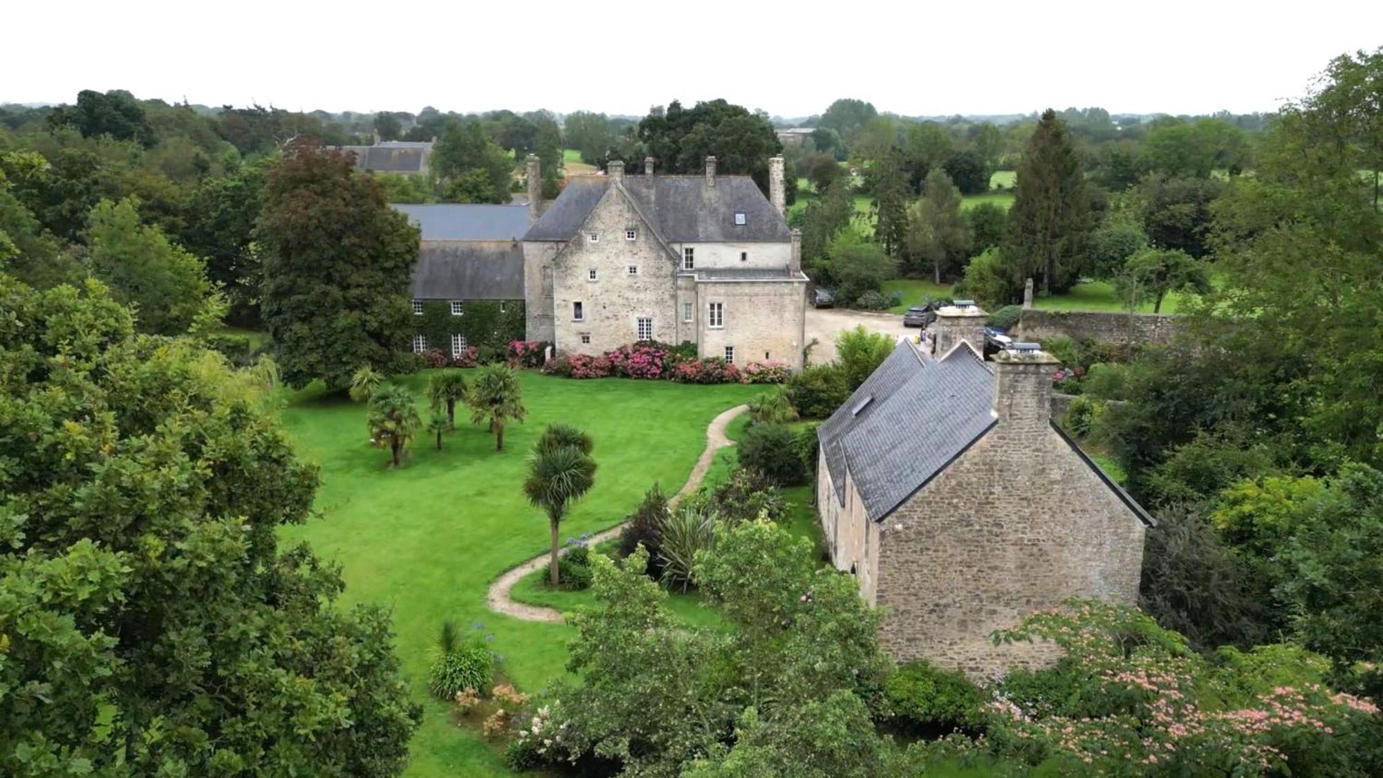 Bed and Breakfast Manoir De Savigny Valognes Zewnętrze zdjęcie