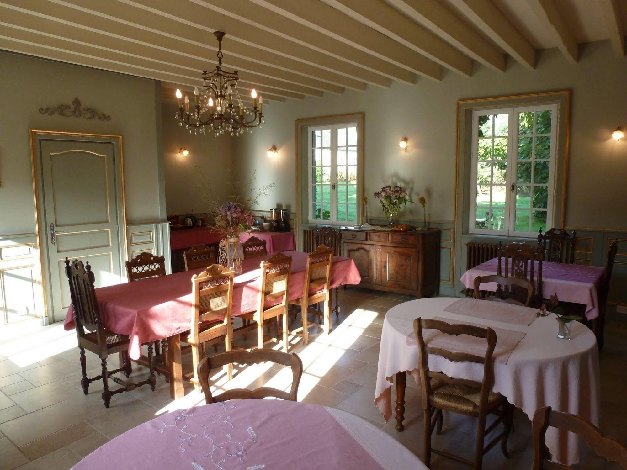 Bed and Breakfast Manoir De Savigny Valognes Zewnętrze zdjęcie